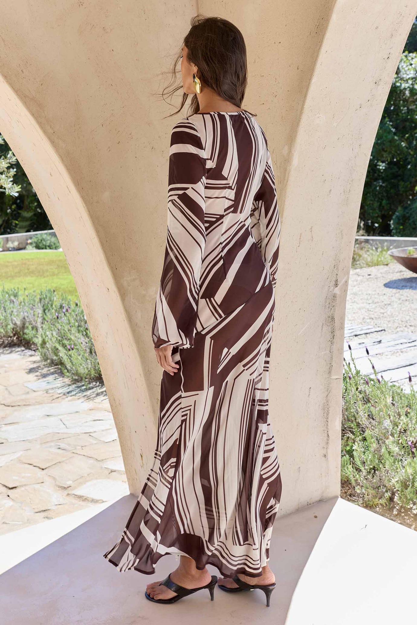 ELODIE LONG SLEEVE MAXI DRESS - ELODIE CHOCOLATE