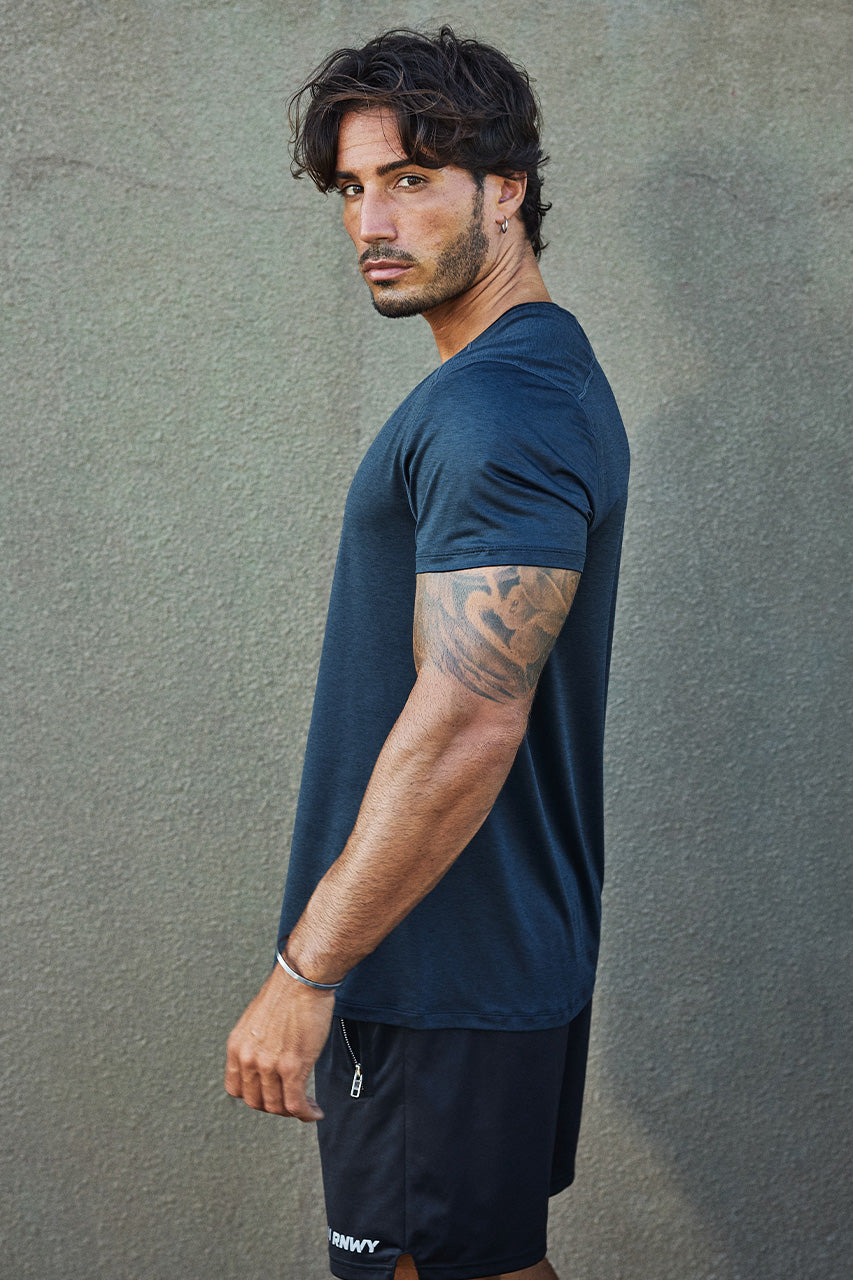 FLASH FITTED SHORT SLEEVE TOP - CHARCOAL