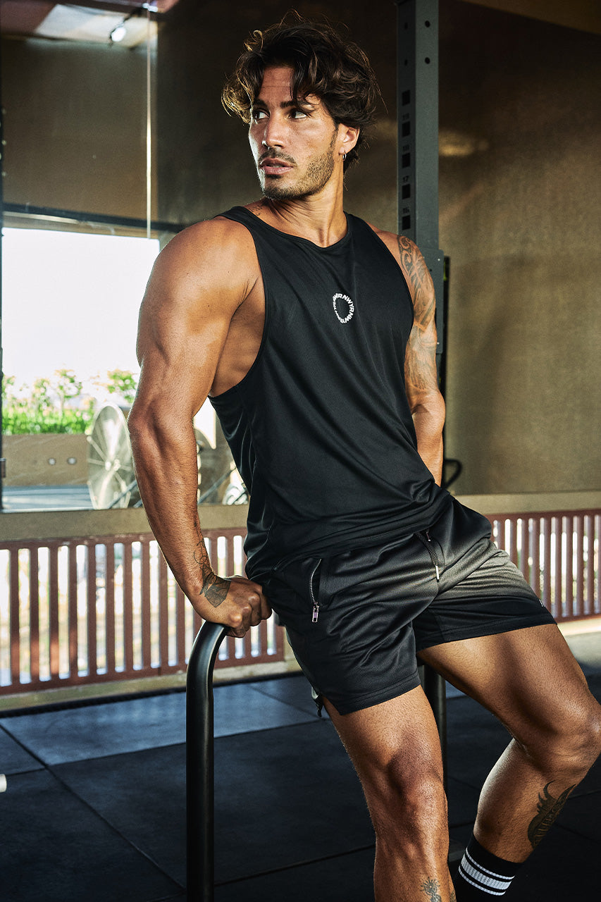 FLYNN FITTED TANK TOP - BLACK