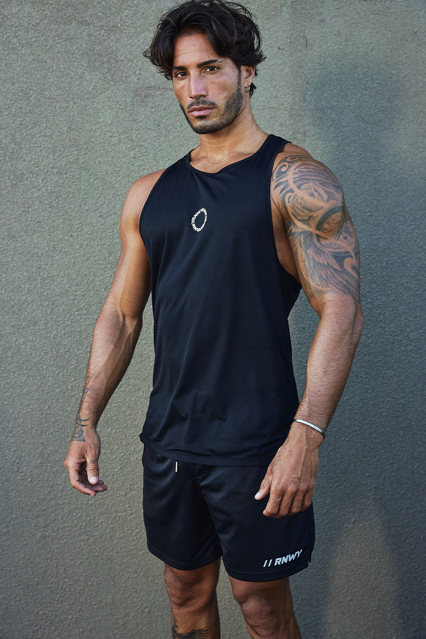 FLYNN FITTED TANK TOP - BLACK