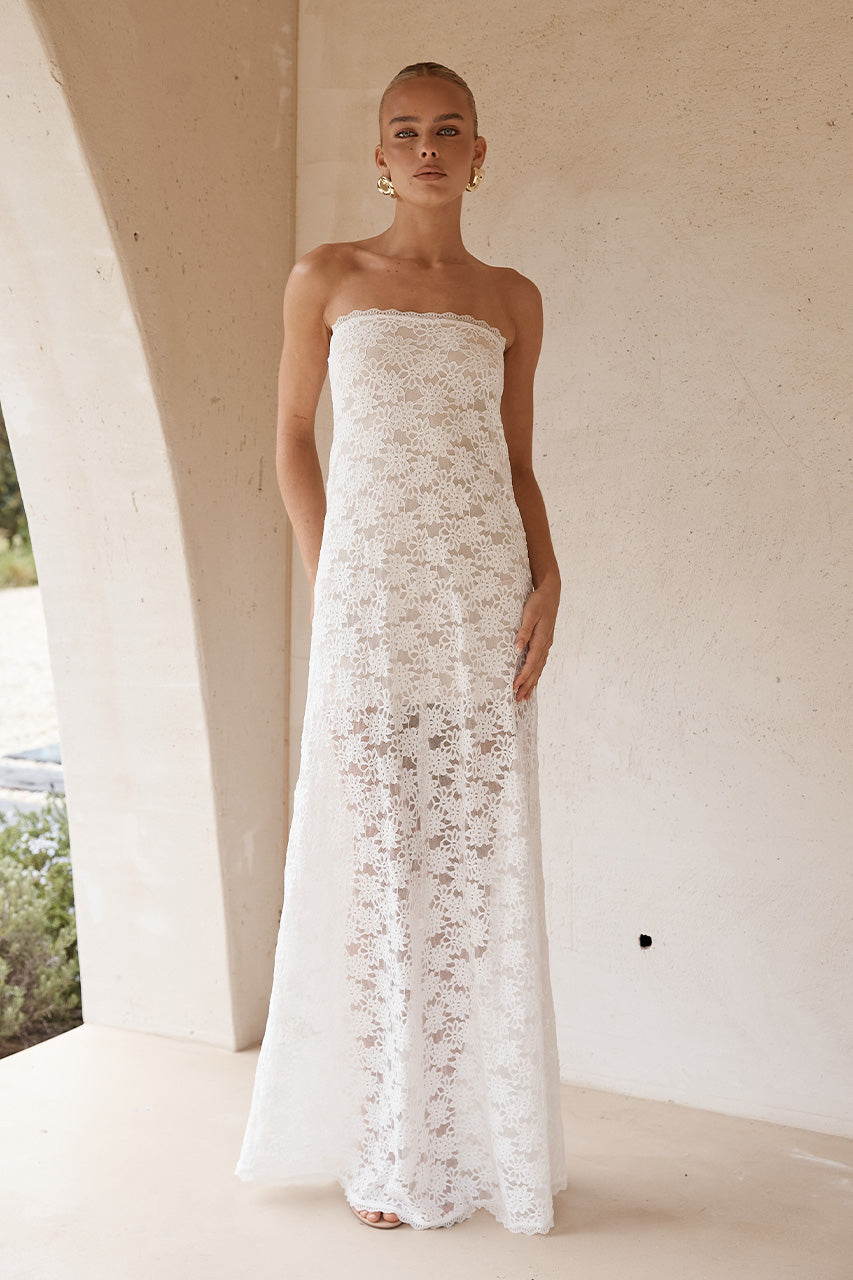 KINERA STRAPLESS LACE MAXI DRESS - WHITE