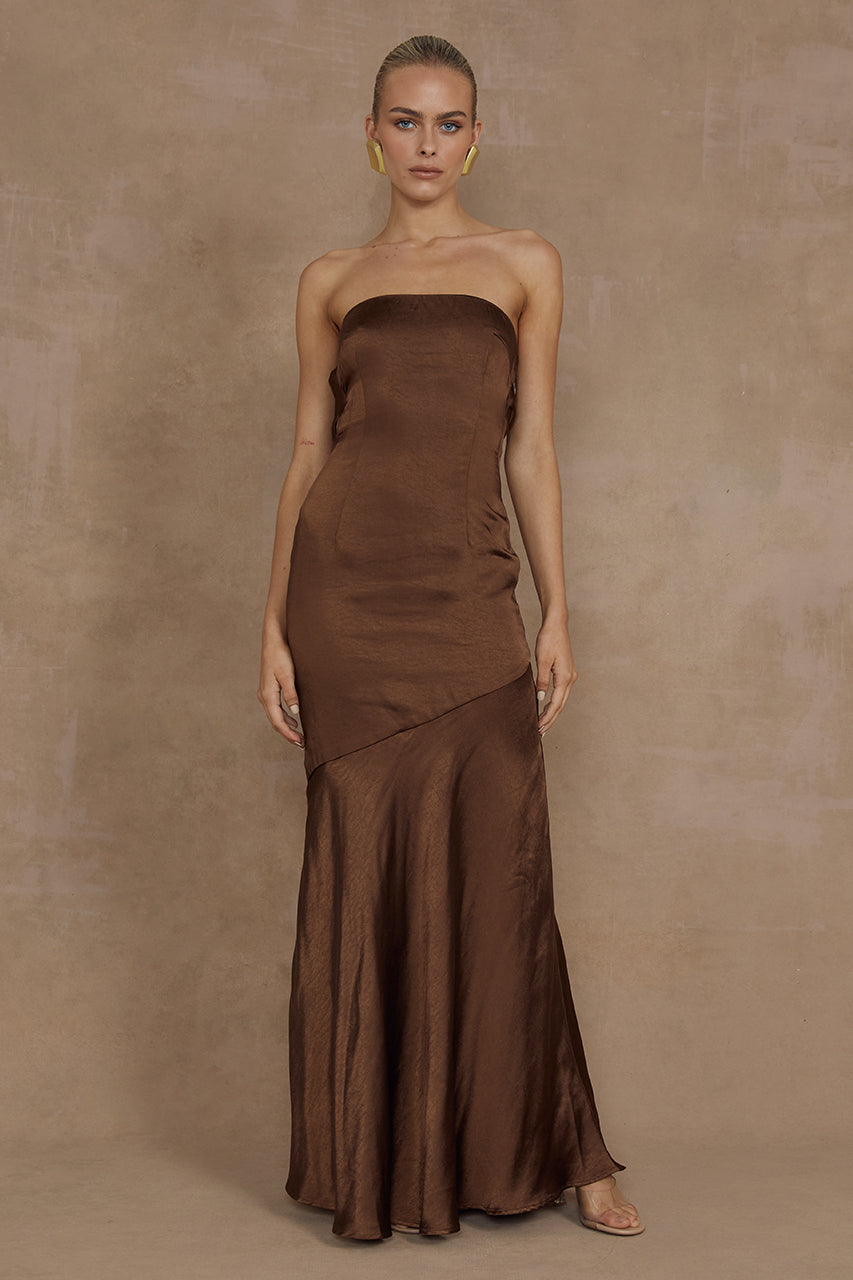 MULANI MAXI DRESS - ESPRESSO - MADDY_POLLARD_RUNAWAY-267