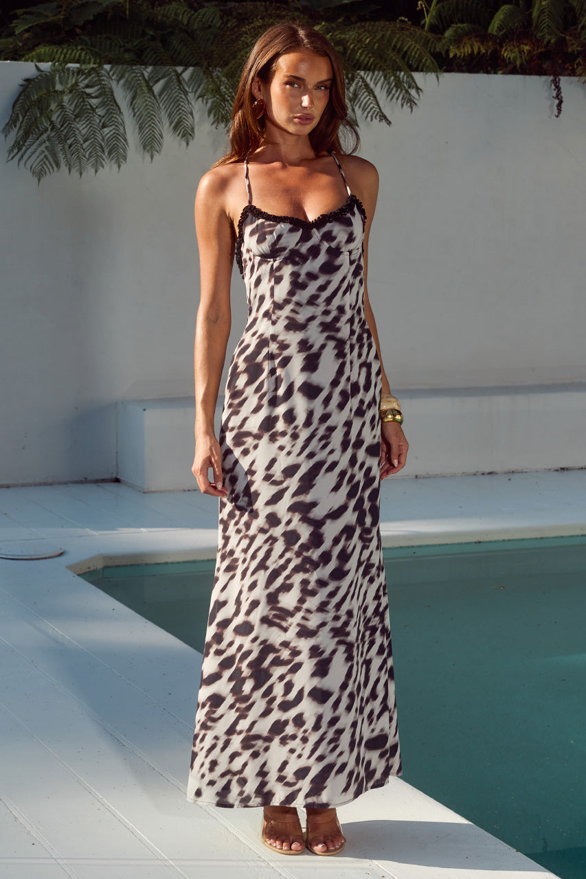 MONET CROSS BACK MAXI DRESS - GIANA WHITE XXL - MONETCROSSBACKMAXIDRESS