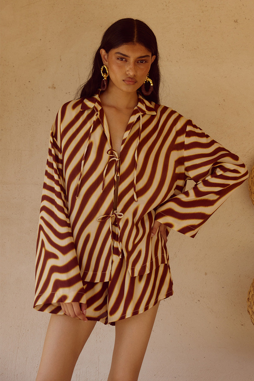 MONTIE TIE FRONT SLEEVED SHIRT - MONTIE CHOC XXL - MONTIESHIRTMONTIEPRINTxMONTIESHORTMONTIEPRINT_2