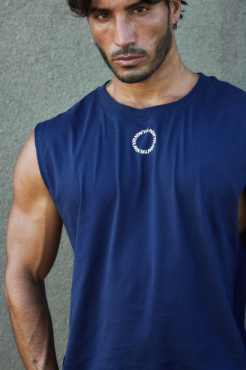 RNWY CREST FITTED TANK TOP - NAVY