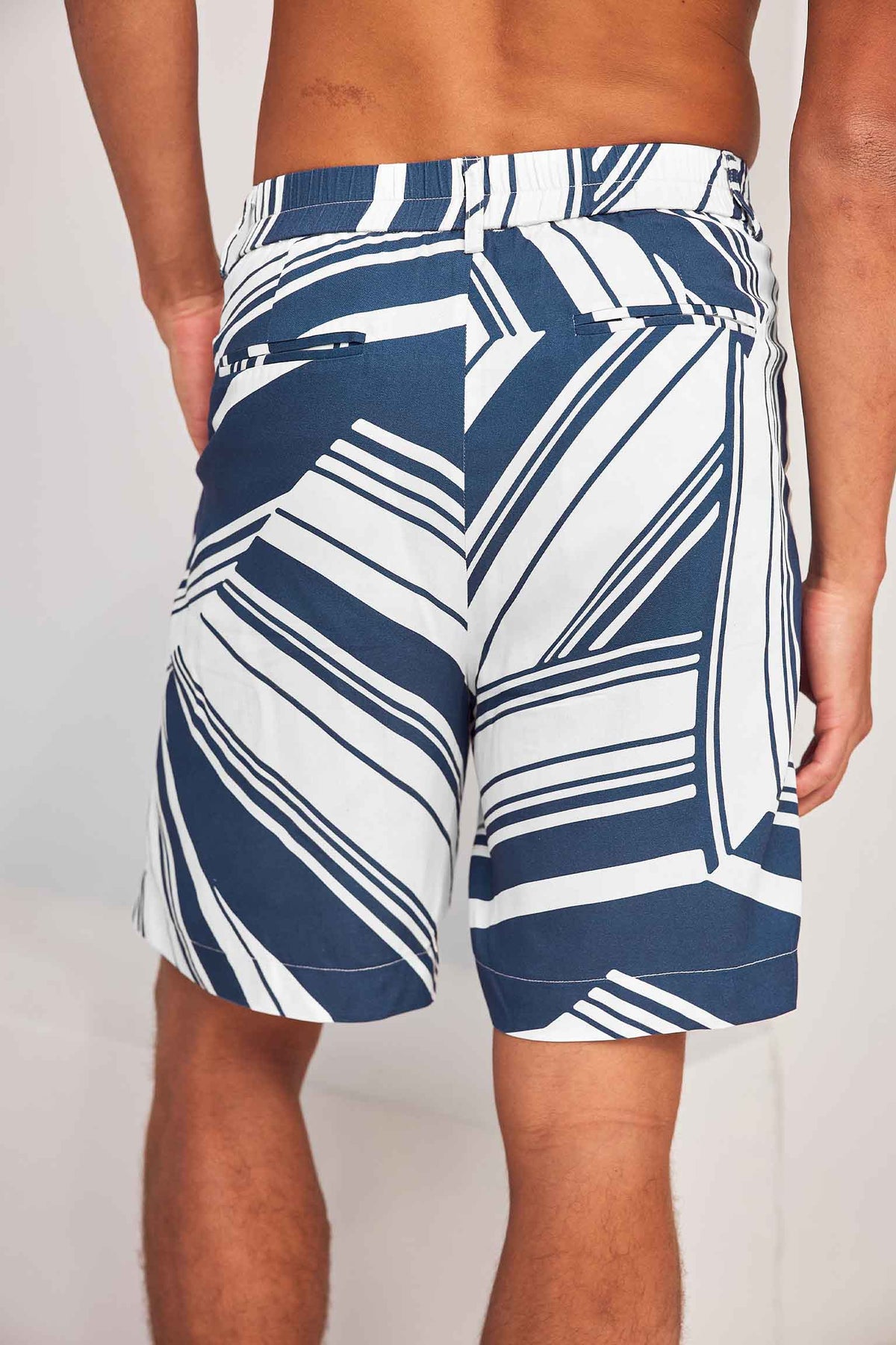 SAM TAILORED SHORT - SAM NAVY - SAMSHORTSLEEVESHIRTXSAMTAILOREDSHORT-SAMNAVY-5_4762c87f-d51c-442c-b465-72594d8b2264