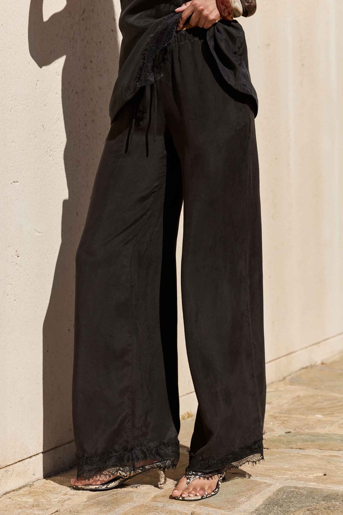 TANYA LOW WAISTED PANT - BLACK