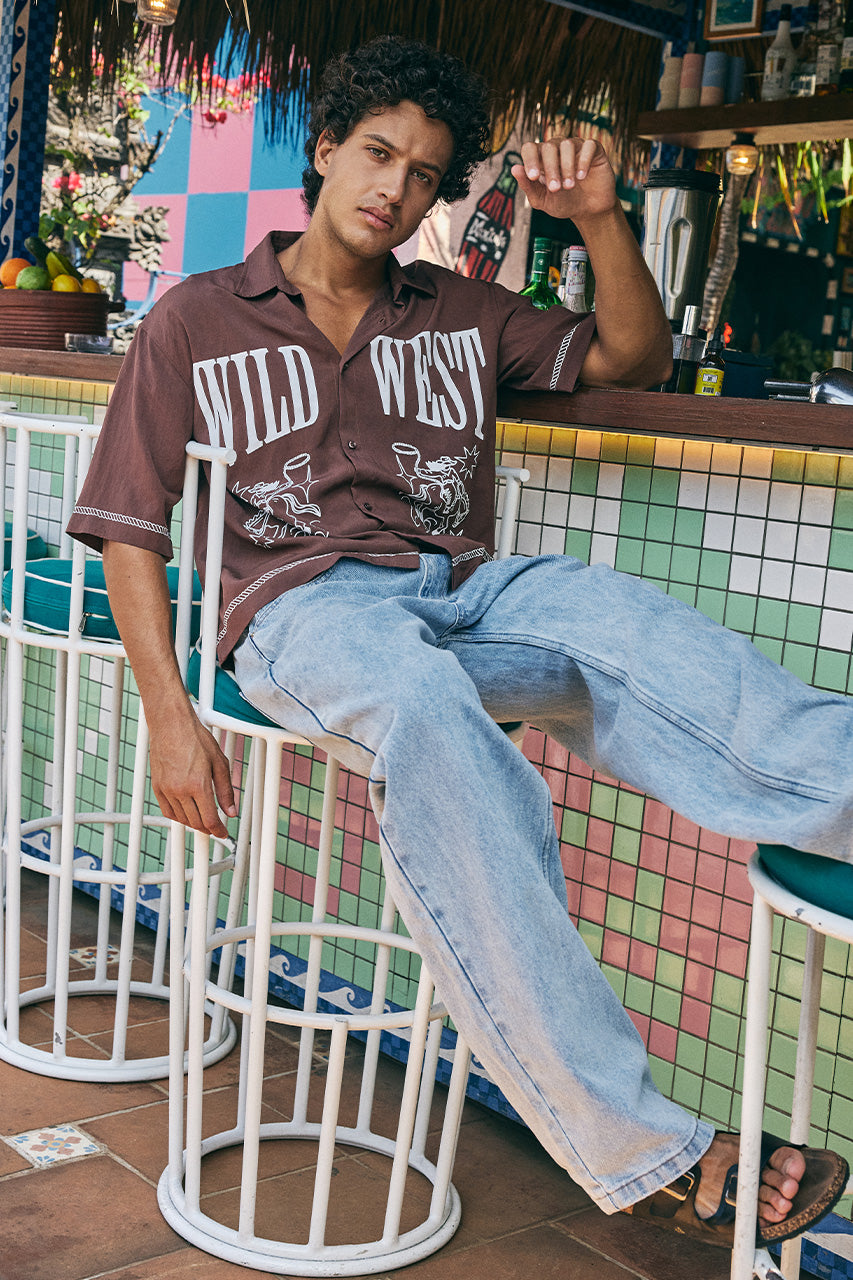 TEXAS WILD WEST SHORT SLEEVE SHIRT - CHOCOLATE - TEXASWILDWESTSHORTSLEEVESHIRT-CHOCOLATEXNICOLOWIDELEGJEANS-BLUEMIDWASH