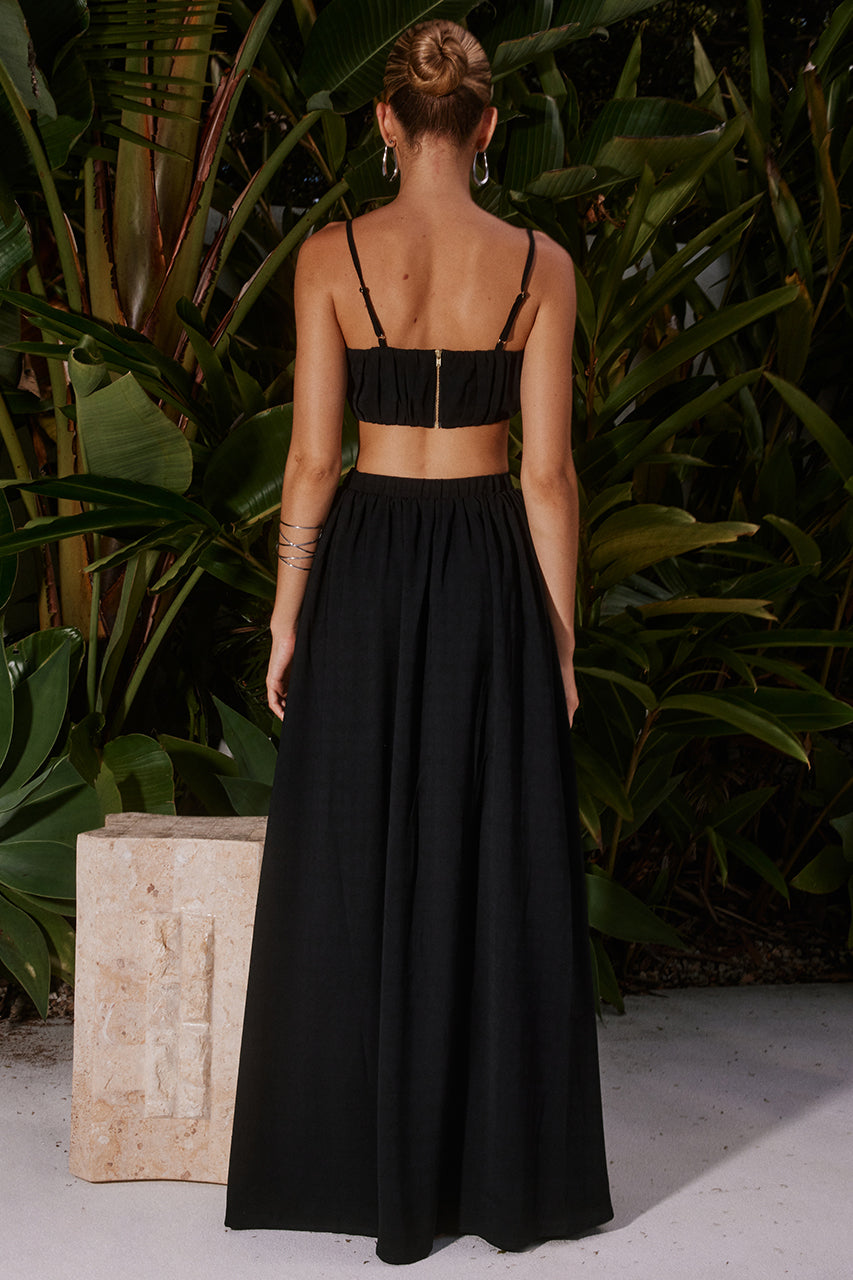 JOVIE TOP - BLACK - WEB-RESIZED-20_9d5da356-b66c-4bc0-ac73-84233f974ec6