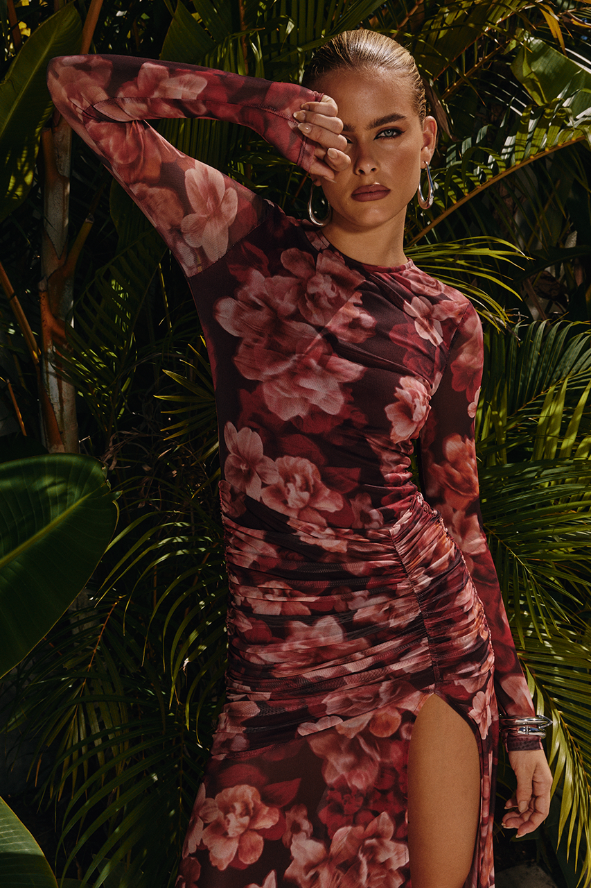 LUCINDA MAXI DRESS - WINE FLORAL - WEBRESIZED43_3429e42f-aef0-4070-a5a3-c059277fc4cb