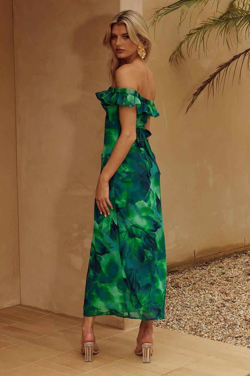 LAYANA MIDI DRESS - CALISTA GREEN - WEBRESIZED_67_6e4a3ade-c547-4acf-81d9-564f966783fc