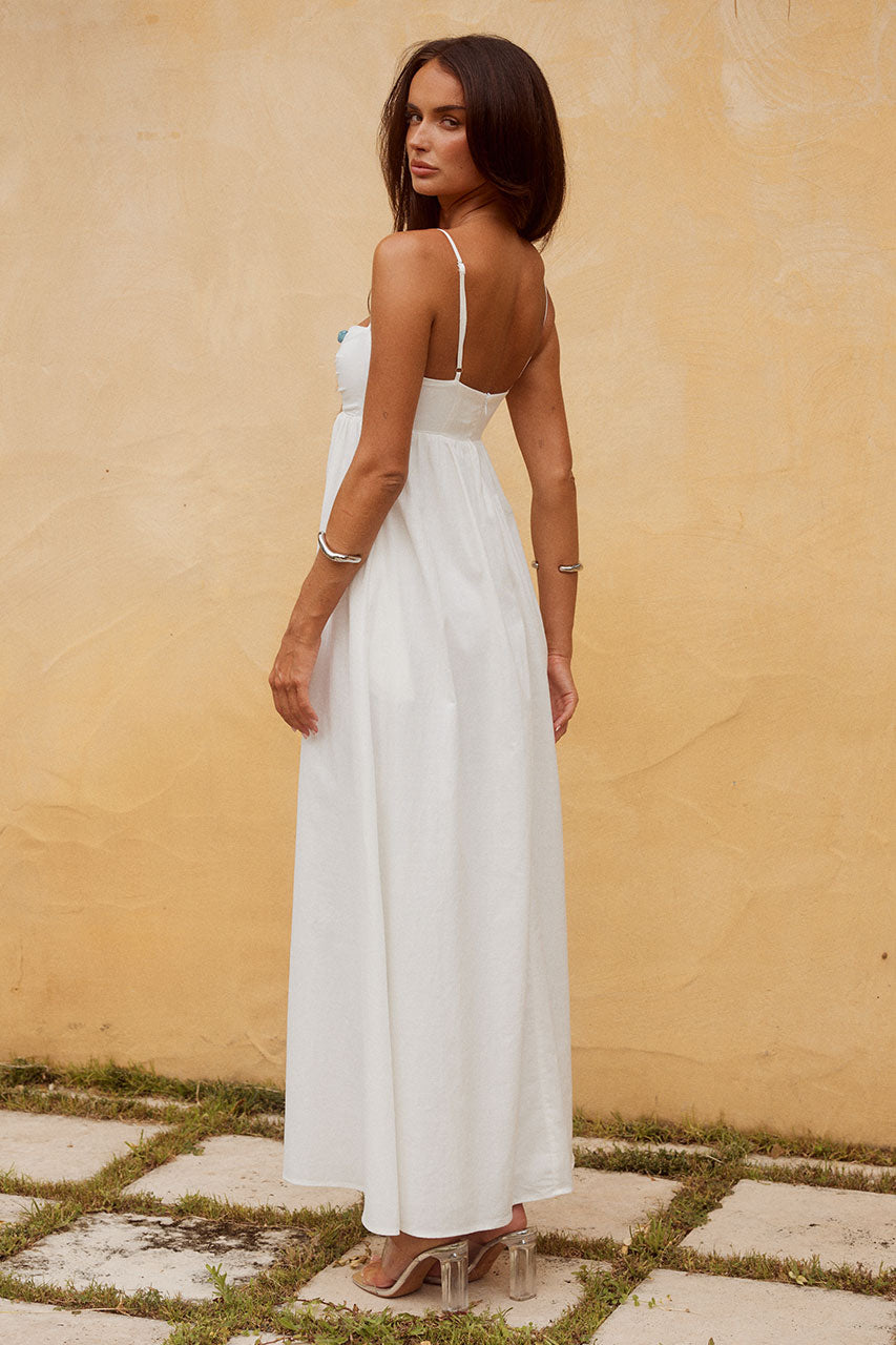 TANALA MAXI DRESS - WHITE - WEBRESIZED_73_efe0b824-f6ea-485e-a193-98deebdc869b